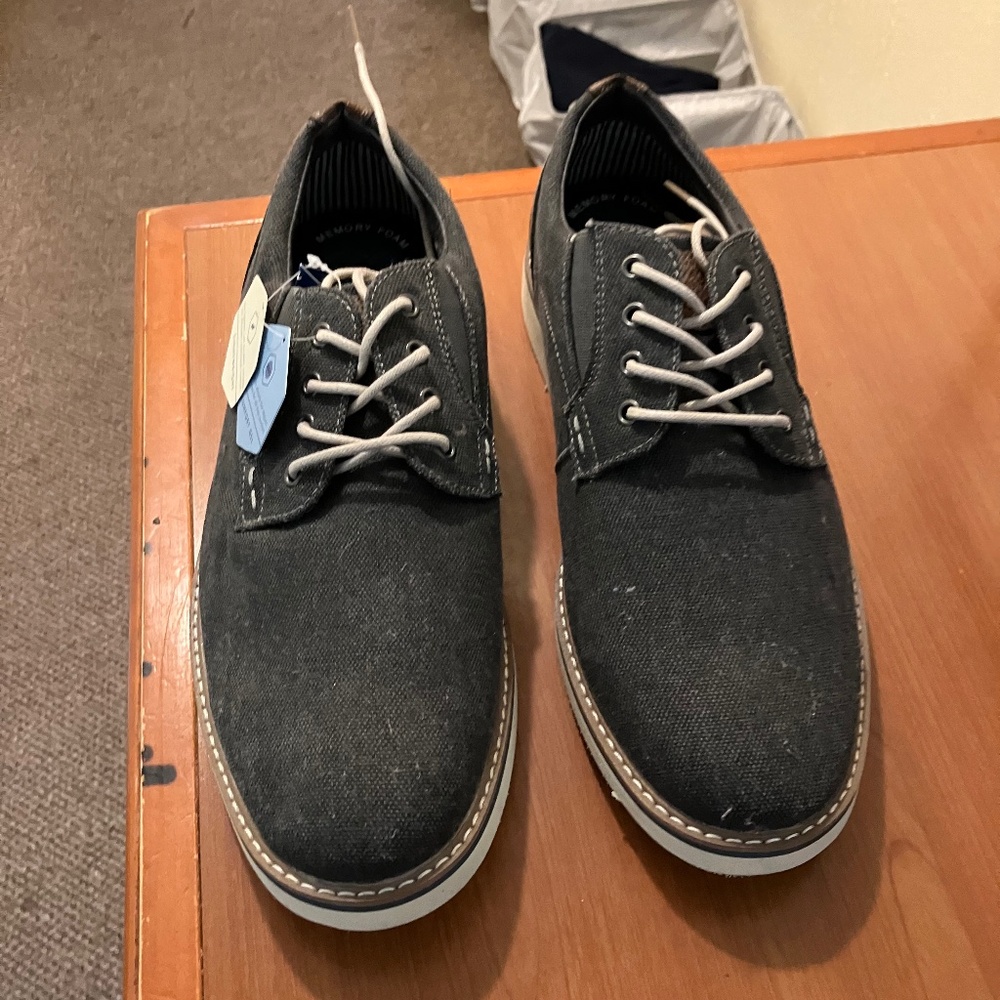 Men’s casual dress shoe